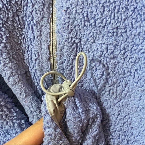 The North Face Osito Jacket - Picture 5 of 8